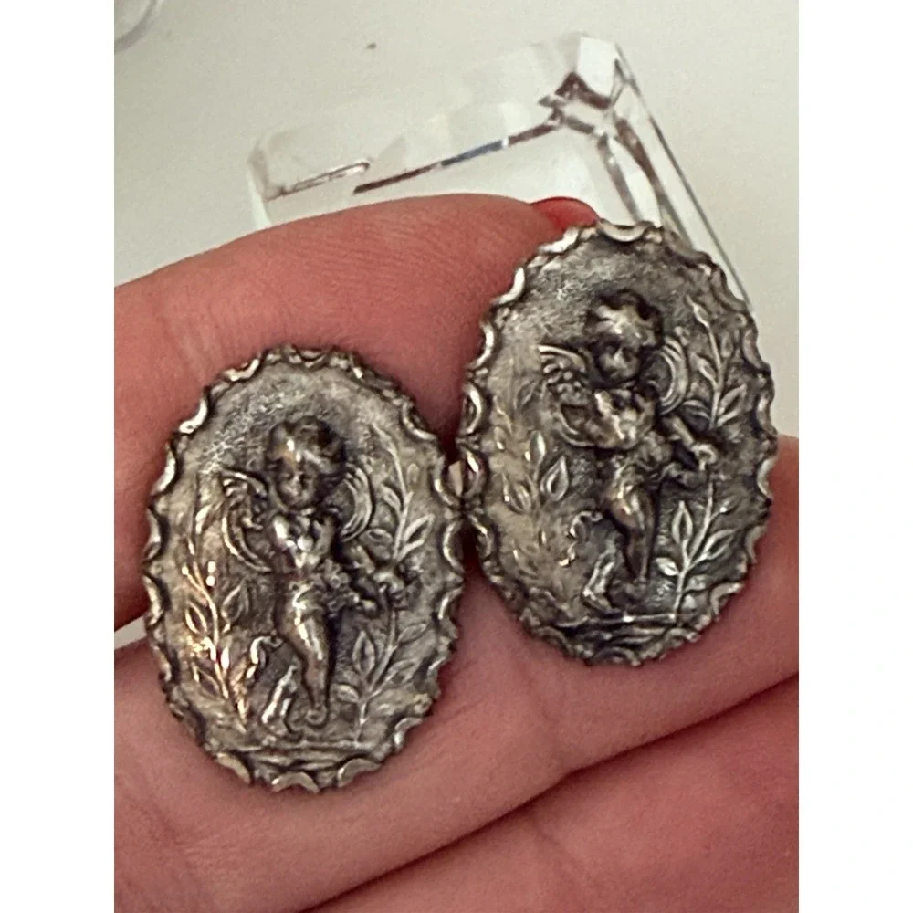 Vintage Silver Tone Oval Cherub Cufflinks Antique Suit Accessory Unique Details